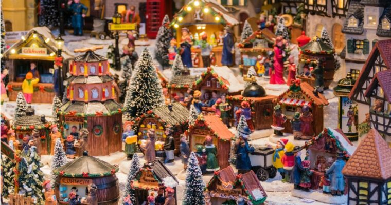 Pueblos navideños: una decoración infaltable para tu hogar